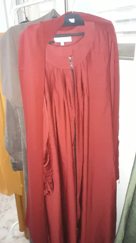 TASLIM N KARIMA LONDON collection abaya tissu doux: