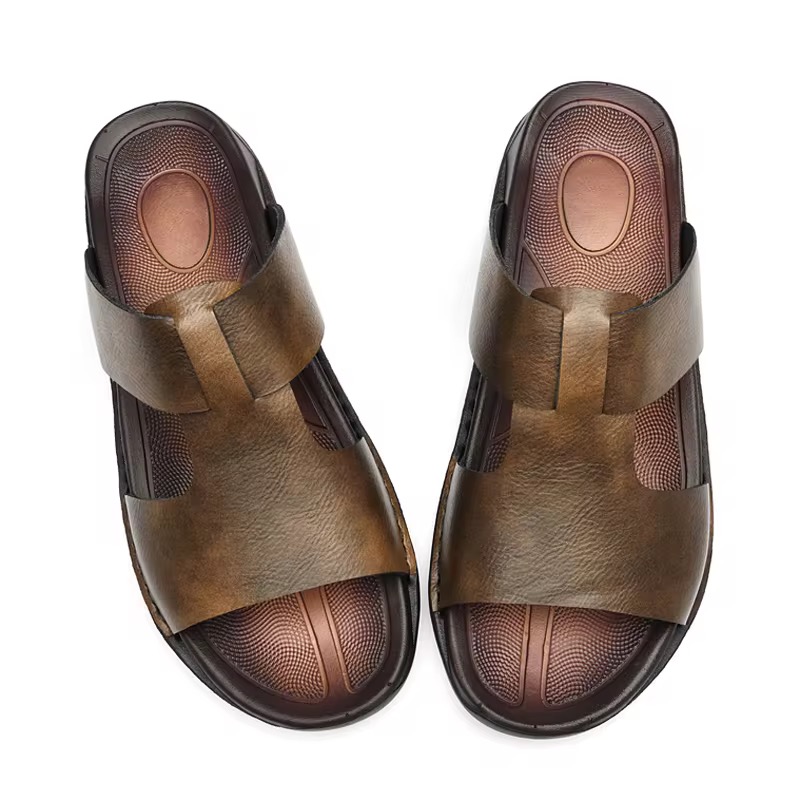 Sandales en cuir (Marron)